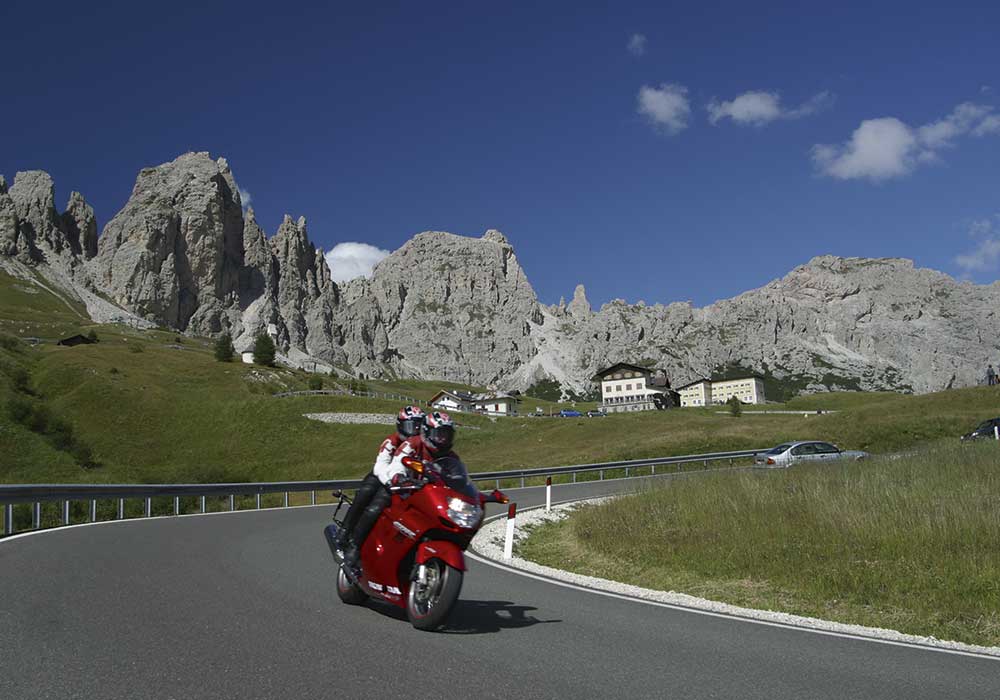 Veltierhof Pension Hotel Unterkunft Villnöss Dolomiten